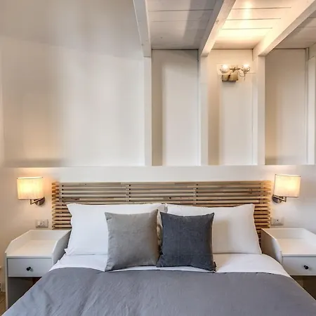 Napoleone 2 Bedroom Рим