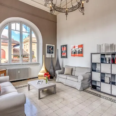 Napoleone 2 Bedroom Апартаменты *
